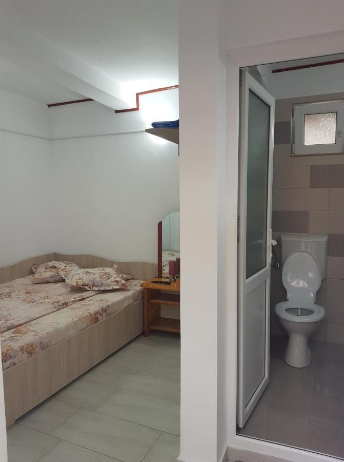 Casa Simona Ξενοδοχείο Două Mai Εξωτερικό φωτογραφία