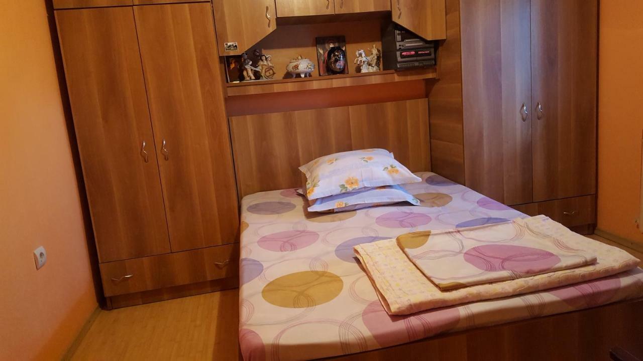 Casa Simona Ξενοδοχείο Două Mai Εξωτερικό φωτογραφία