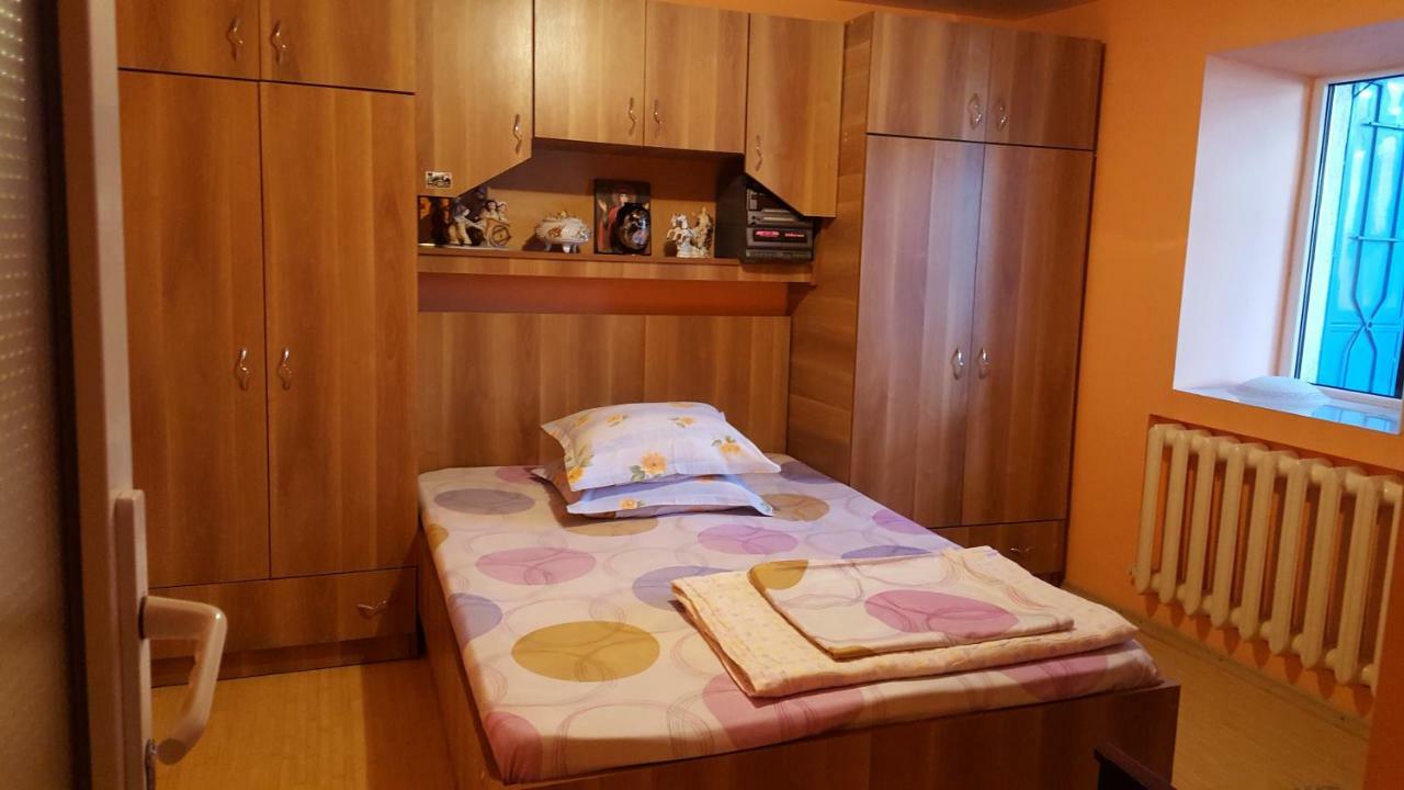 Casa Simona Ξενοδοχείο Două Mai Εξωτερικό φωτογραφία